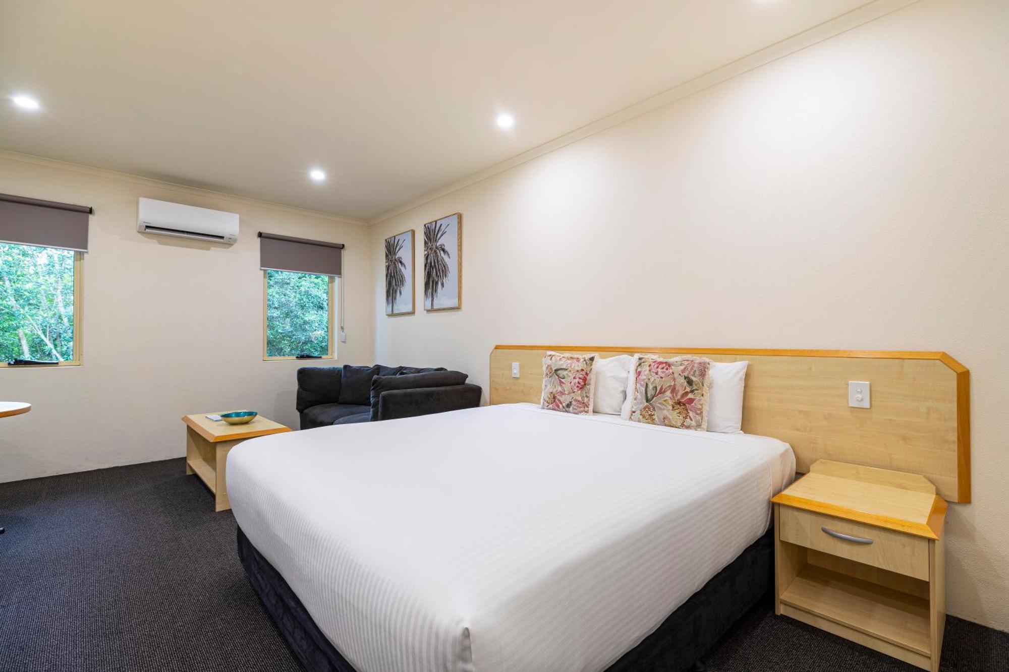 Woombye Red Bridge Motor Inn מראה חיצוני תמונה