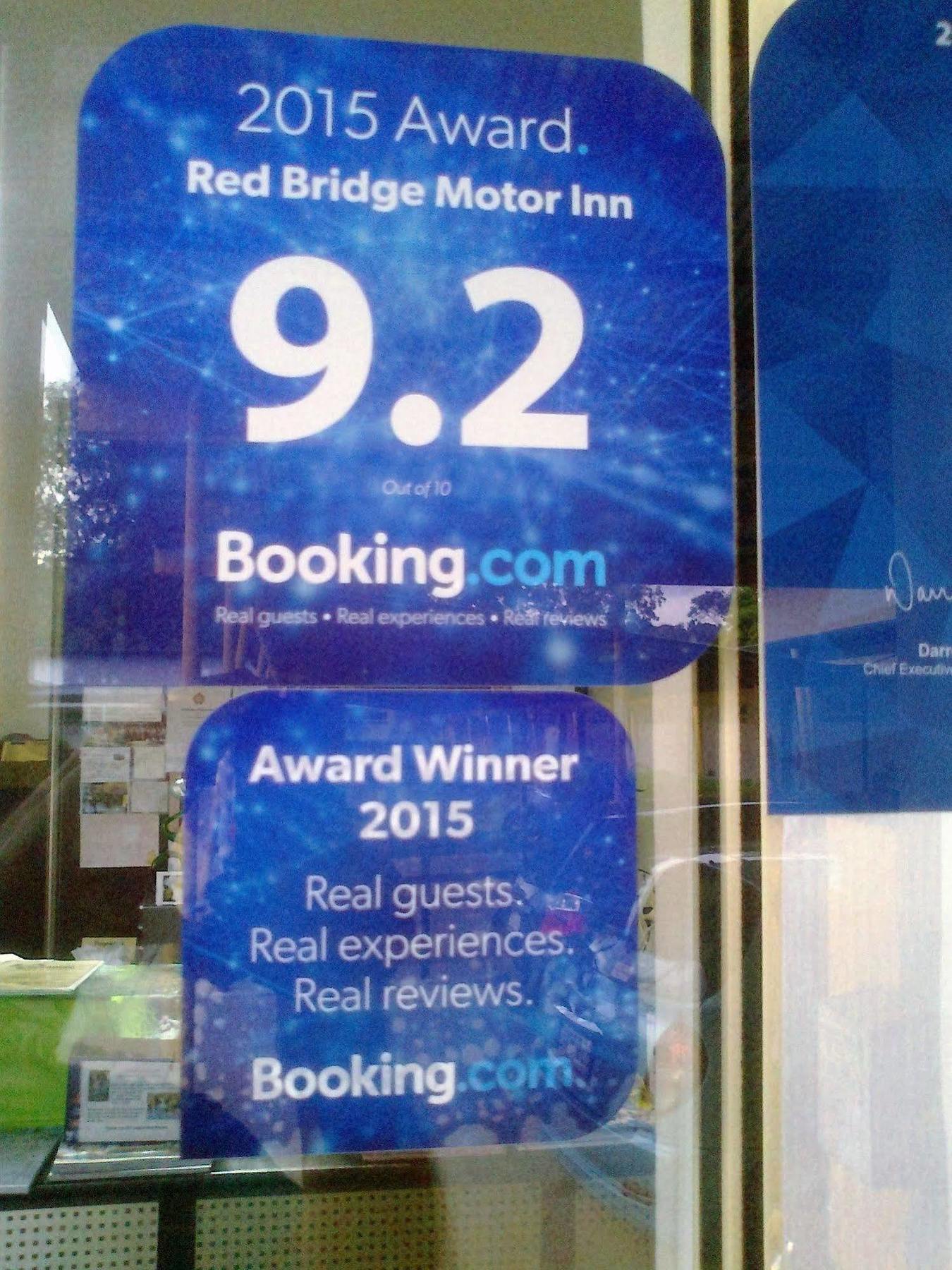 Woombye Red Bridge Motor Inn מראה חיצוני תמונה