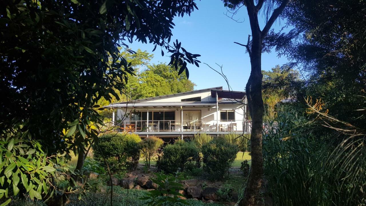 Woombye Red Bridge Motor Inn מראה חיצוני תמונה